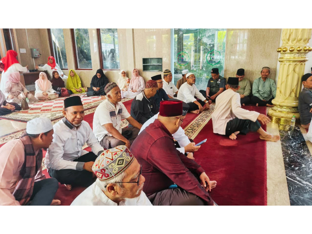 <span  class="uc_style_uc_tiles_grid_image_elementor_uc_items_attribute_title" style="color:#ffffff;">Jamaah Pria II</span>
