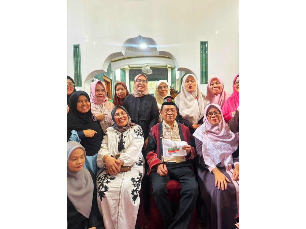 <span  class="uc_style_uc_tiles_grid_image_elementor_uc_items_attribute_title" style="color:#ffffff;">Jamaah Wanita I</span>