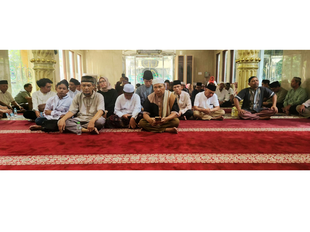 <span  class="uc_style_uc_tiles_grid_image_elementor_uc_items_attribute_title" style="color:#ffffff;">Jamaah Pria I</span>