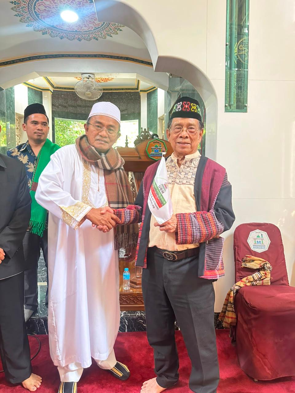 <span  class="uc_style_uc_tiles_grid_image_elementor_uc_items_attribute_title" style="color:#ffffff;">Ketum UBM & Prof. Bomer Pasaribu I</span>